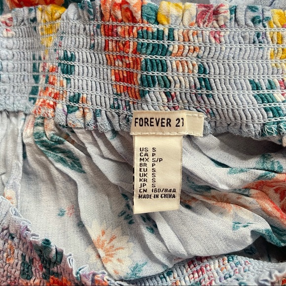 Forever 21 Floral Off the Shoulder Top - Picture 4 of 4